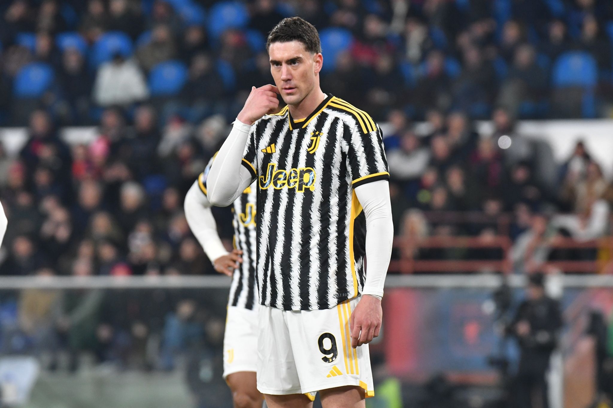 尤文图斯遭遇三连败,淘汰赛前景堪忧 尤文图斯遭遇三连败,淘汰赛前景堪忧