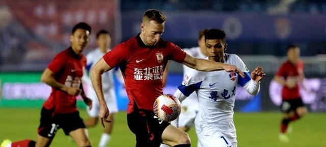 亚泰所遇罕见,富豪粤上对手兼得更胜 亚泰所遇罕见,富豪粤上对手兼得更胜