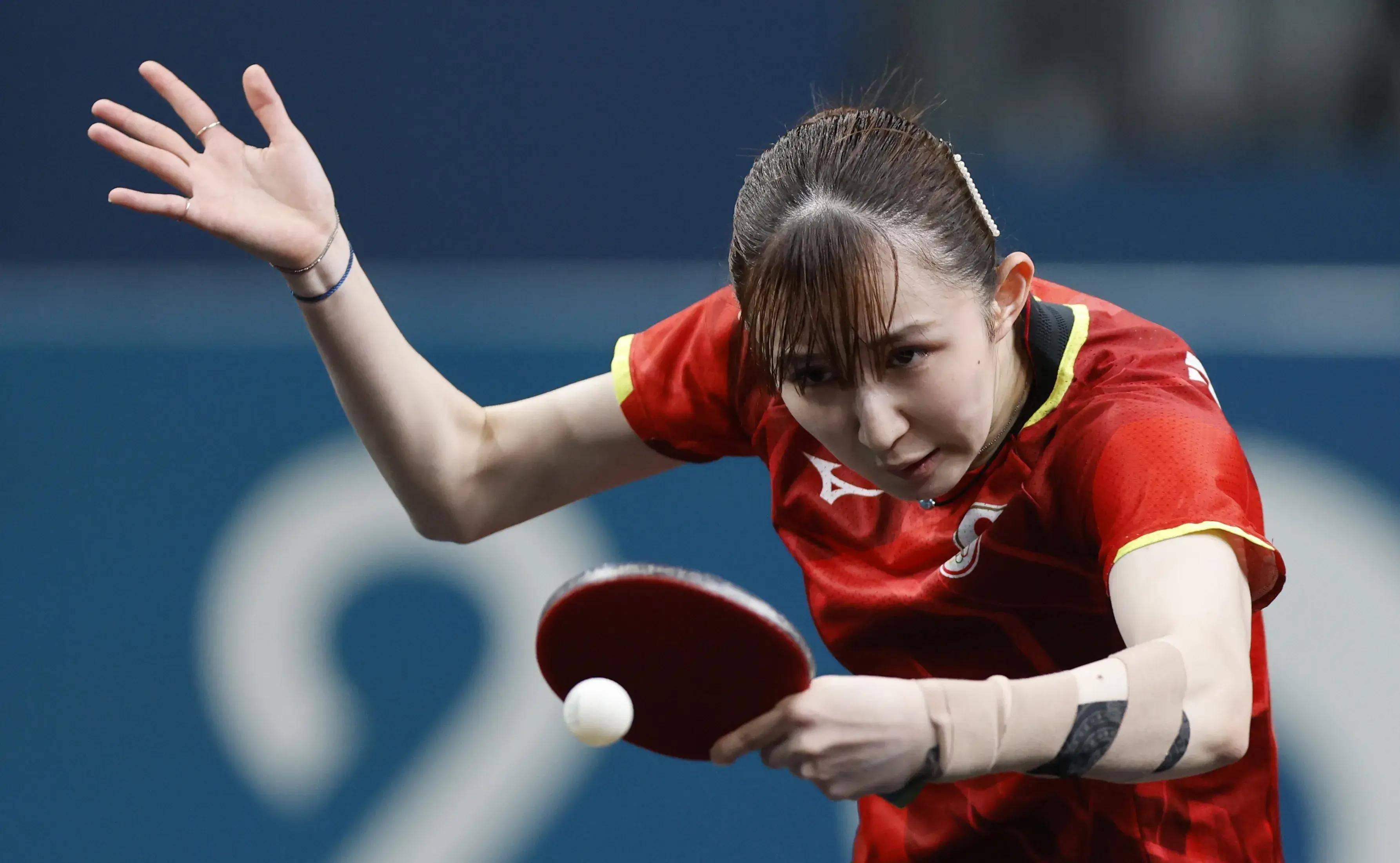 日本选手在乒乓球比赛中获得银牌 日本选手在乒乓球比赛中获得银牌